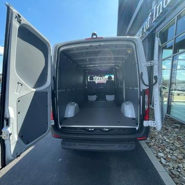 2025 Mercedes-Benz Sprinter 2500 Standard Roof