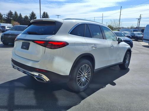 2025 Mercedes-Benz GLC 300 Base 4MATIC