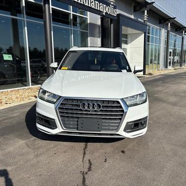Glacier White Metallic 2017 Audi Q7 3.0T Prestige
