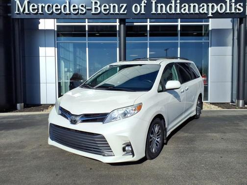 2019 Toyota Sienna XLE Premium
