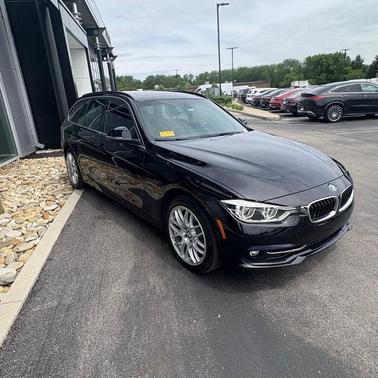 Black Sapphire Metallic 2018 BMW 330 i xDrive