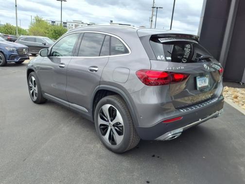 2025 Mercedes-Benz GLA 250 Base 4MATIC