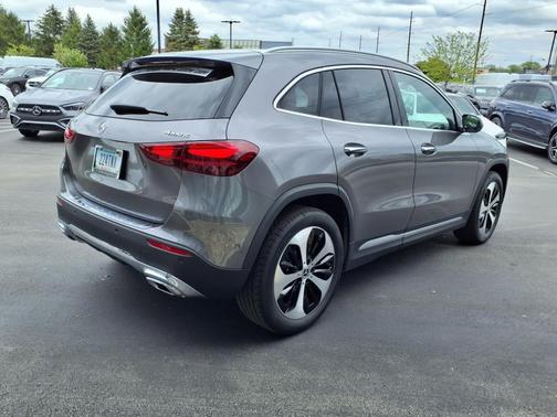 2025 Mercedes-Benz GLA 250 Base 4MATIC