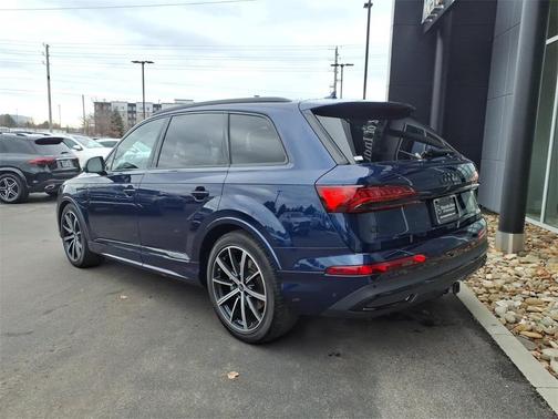 2023 Audi Q7 55 Prestige