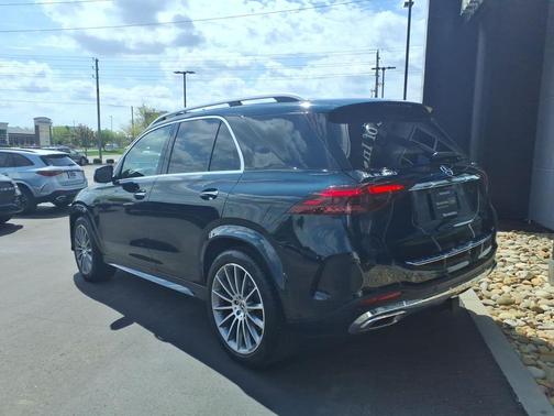 Emerald Green Metallic 2024 Mercedes-Benz GLE 350 Base 4MATIC