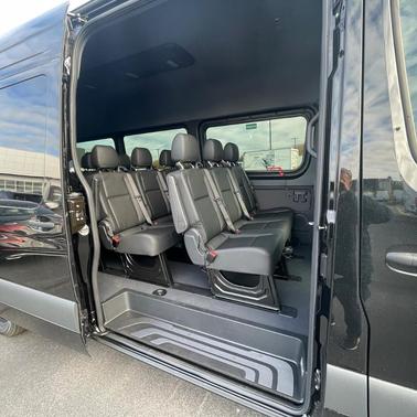 2025 Mercedes-Benz Sprinter 2500 High Roof