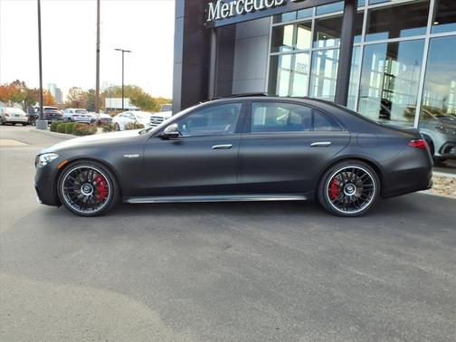 2026 Mercedes-Benz AMG S 63 E Base