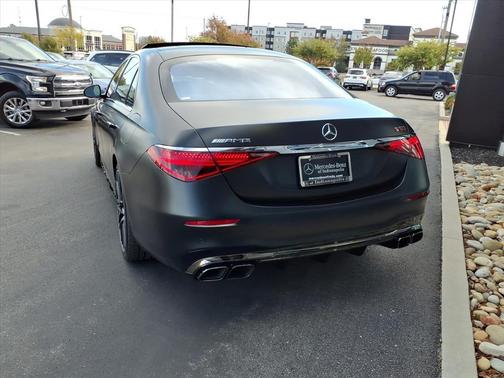 2026 Mercedes-Benz AMG S 63 E Base