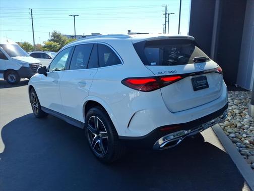 2026 Mercedes-Benz GLC 300 Base 4MATIC