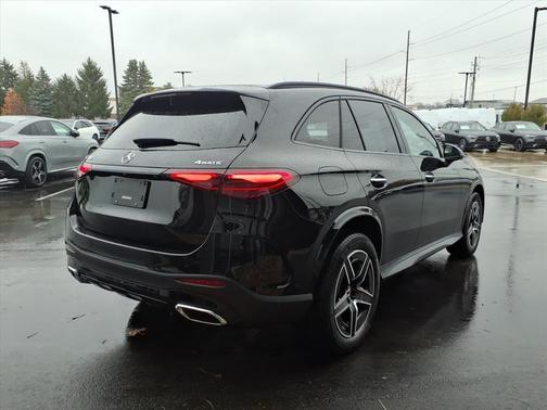 2026 Mercedes-Benz GLC 300 Base 4MATIC