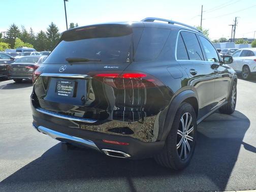 Obsidian Black Metallic 2026 Mercedes-Benz GLE 350 Base 4MATIC