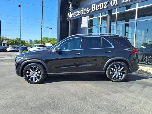 Obsidian Black Metallic 2026 Mercedes-Benz GLE 350 Base 4MATIC