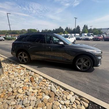 Himalayan Gray 2023 Genesis GV70 2.5T
