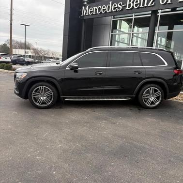 2023 Mercedes-Benz GLS 450 4MATIC
