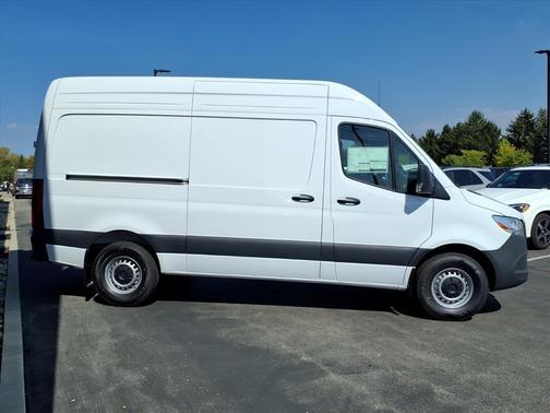 2025 Mercedes-Benz Sprinter 2500 Standard Roof