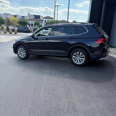 2019 Volkswagen Tiguan 2.0T SE