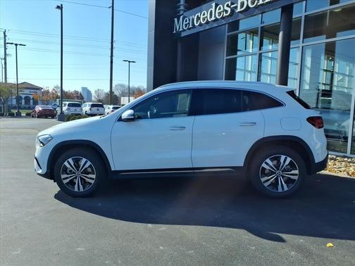 Polar White 2026 Mercedes-Benz GLA 250 Base 4MATIC