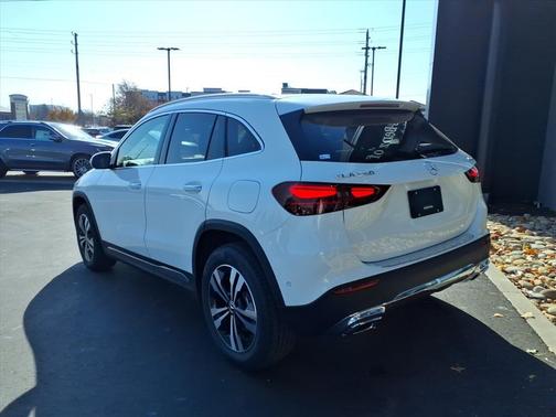 Polar White 2026 Mercedes-Benz GLA 250 Base 4MATIC