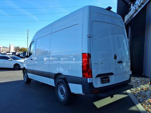 2026 Mercedes-Benz Sprinter 2500 Standard Roof