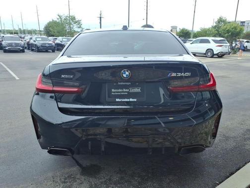 Black Sapphire Metallic 2025 BMW M340 i xDrive