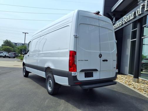 2025 Mercedes-Benz Sprinter 2500 High Roof