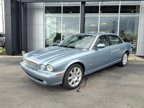 Zircon 2006 Jaguar XJ8 L