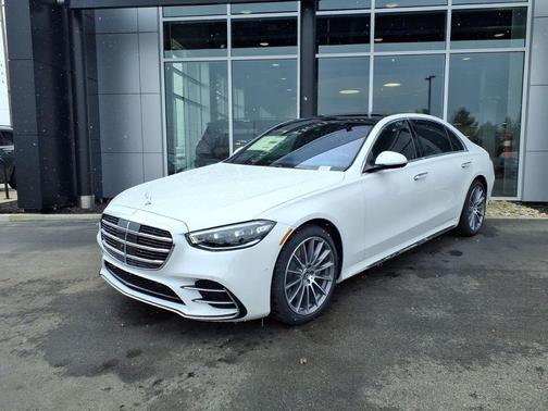 MANUFAKTUR Moonlight White Metallic 2026 Mercedes-Benz S-Class Base