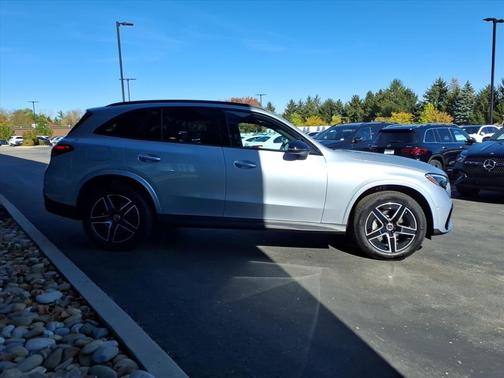 2026 Mercedes-Benz GLC 300 Base 4MATIC