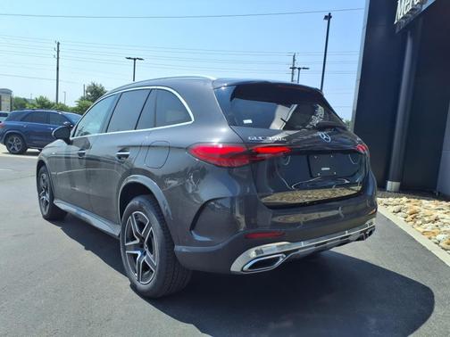 2025 Mercedes-Benz GLC 350e Base 4MATIC