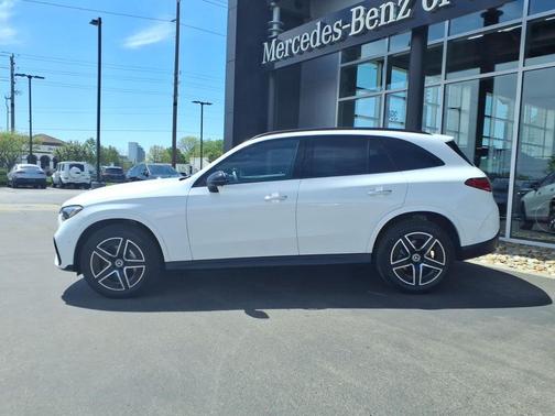 Polar White 2026 Mercedes-Benz GLC 300 Base 4MATIC