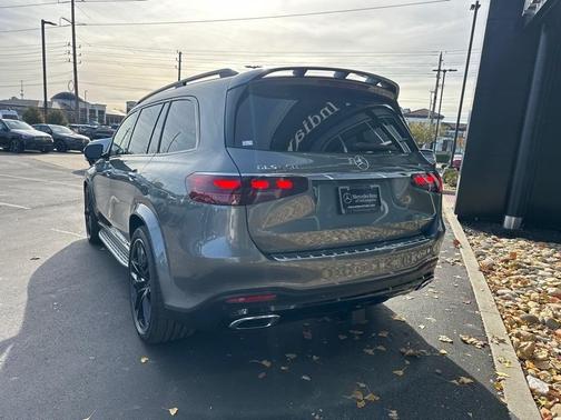 2025 Mercedes-Benz GLS 450 4MATIC
