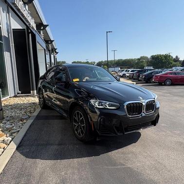 Black Sapphire Metallic 2023 BMW X4 M40i