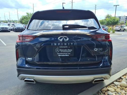 Hermosa Blue 2024 INFINITI QX50 Luxe