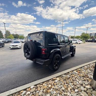 Black Clearcoat 2021 Jeep Wrangler Unlimited Sahara Altitude
