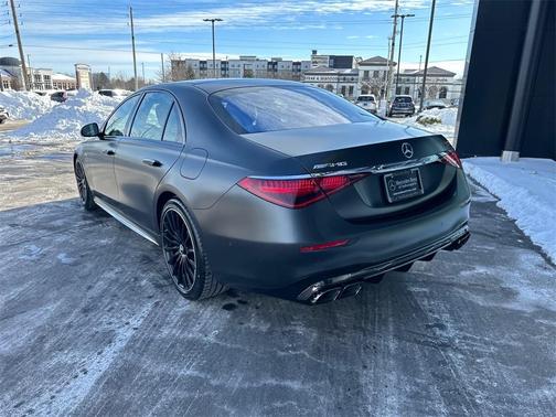 2026 Mercedes-Benz AMG S 63 E Base