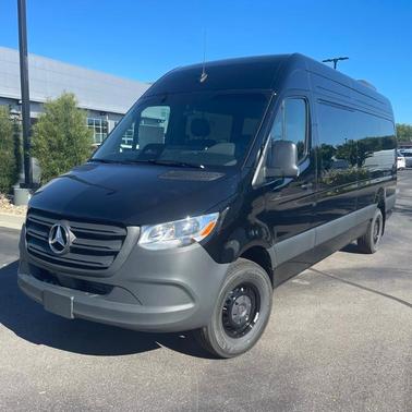 2025 Mercedes-Benz Sprinter 2500 High Roof