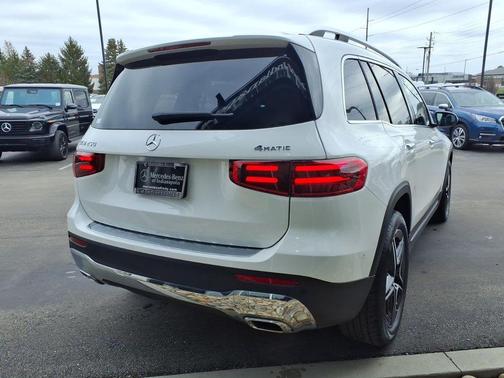 Polar White 2026 Mercedes-Benz GLB 250 Base 4MATIC