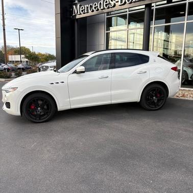 2017 Maserati Levante Base