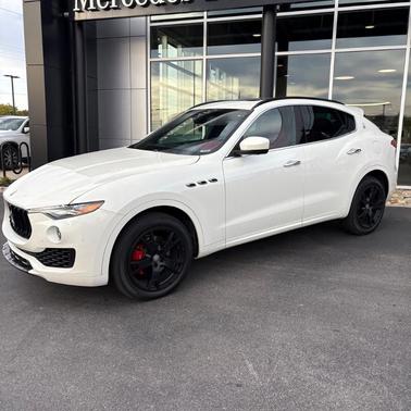 2017 Maserati Levante Base