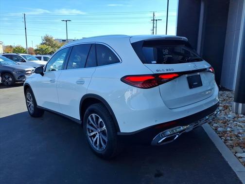 2026 Mercedes-Benz GLC 300 Base 4MATIC
