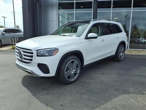 2026 Mercedes-Benz GLS 450 