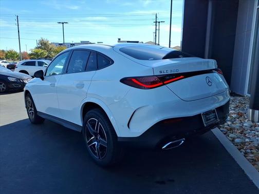 2026 Mercedes-Benz GLC 300 Base 4MATIC