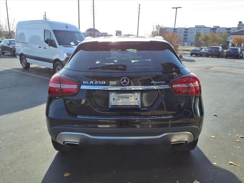 2018 Mercedes-Benz GLA 250 Base 4MATIC