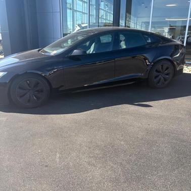2022 Tesla Model S Plaid