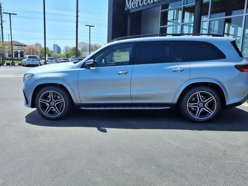 2025 Mercedes-Benz GLS 450 4MATIC