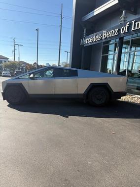 2024 Tesla Cybertruck Base
