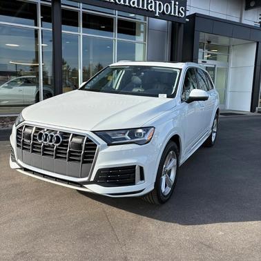 2023 Audi Q7 45 Premium