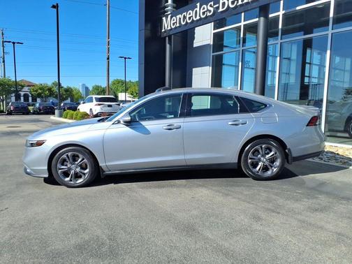Lunar Silver Metallic 2023 Honda Accord EX