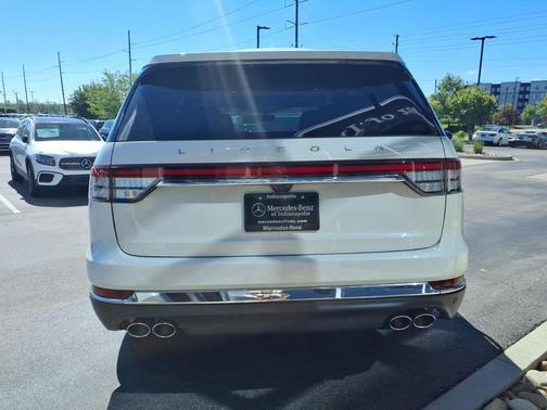 Pristine White 2022 Lincoln Aviator Reserve AWD