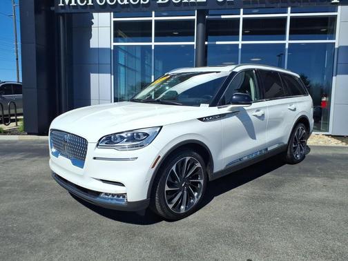 Pristine White 2022 Lincoln Aviator Reserve AWD